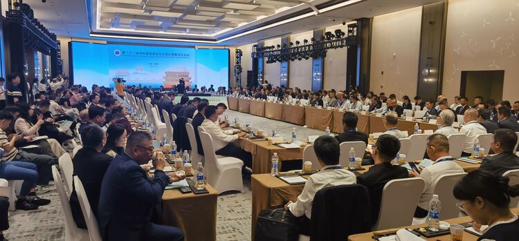 陈才雄会长、周建轩驻会会长出席第二十三届国际潮团联谊年会团长秘书长会议系列活动